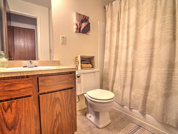 apartment bathroom with tub
